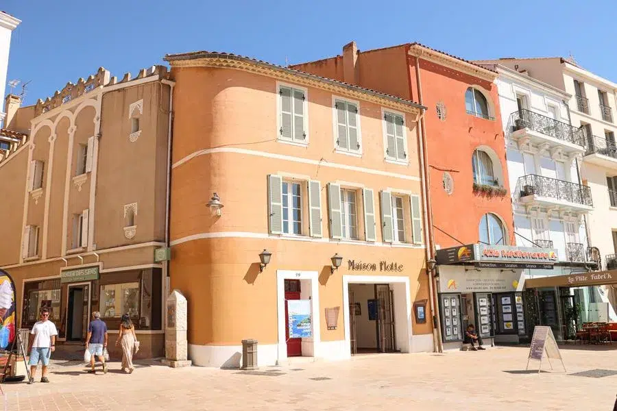 exposition clery pascal maison flotte sanary