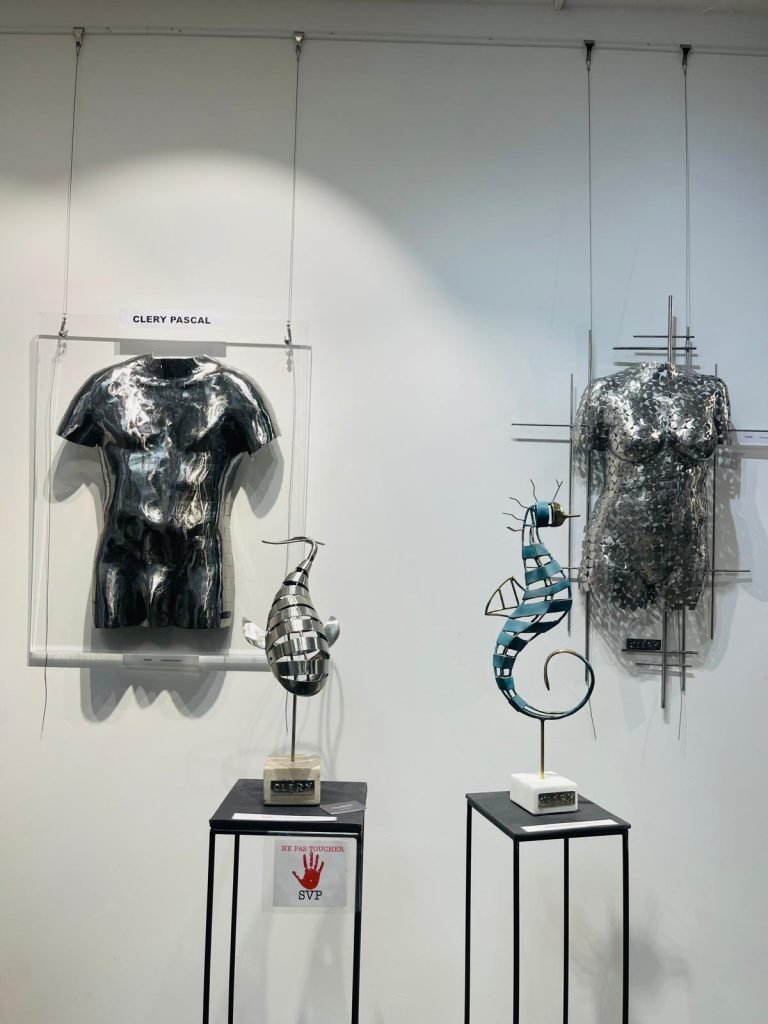 Exposition Espace Saint-Nazaire - Sanary Sur Mer - 2026 - Cléry sculpture inox et bronze