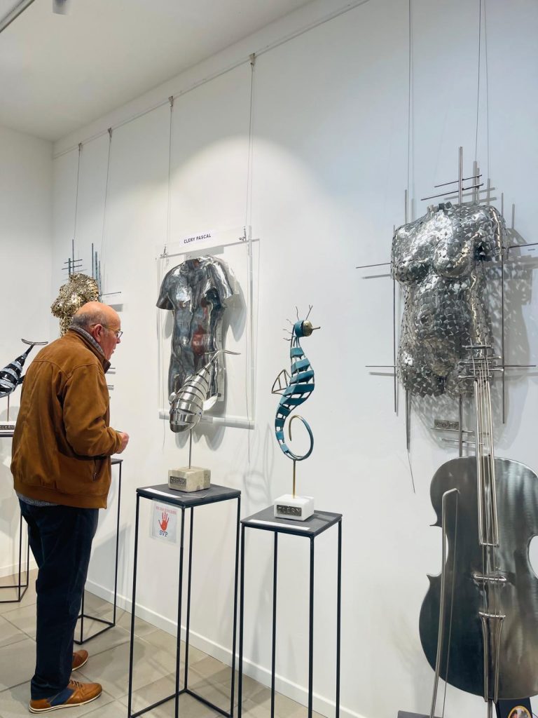 Exposition Espace Saint-Nazaire - Sanary Sur Mer - 2026 - Cléry sculpture inox et bronze