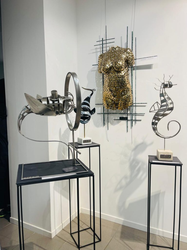 Exposition Espace Saint-Nazaire - Sanary Sur Mer - 2026 - Cléry sculpture inox et bronze