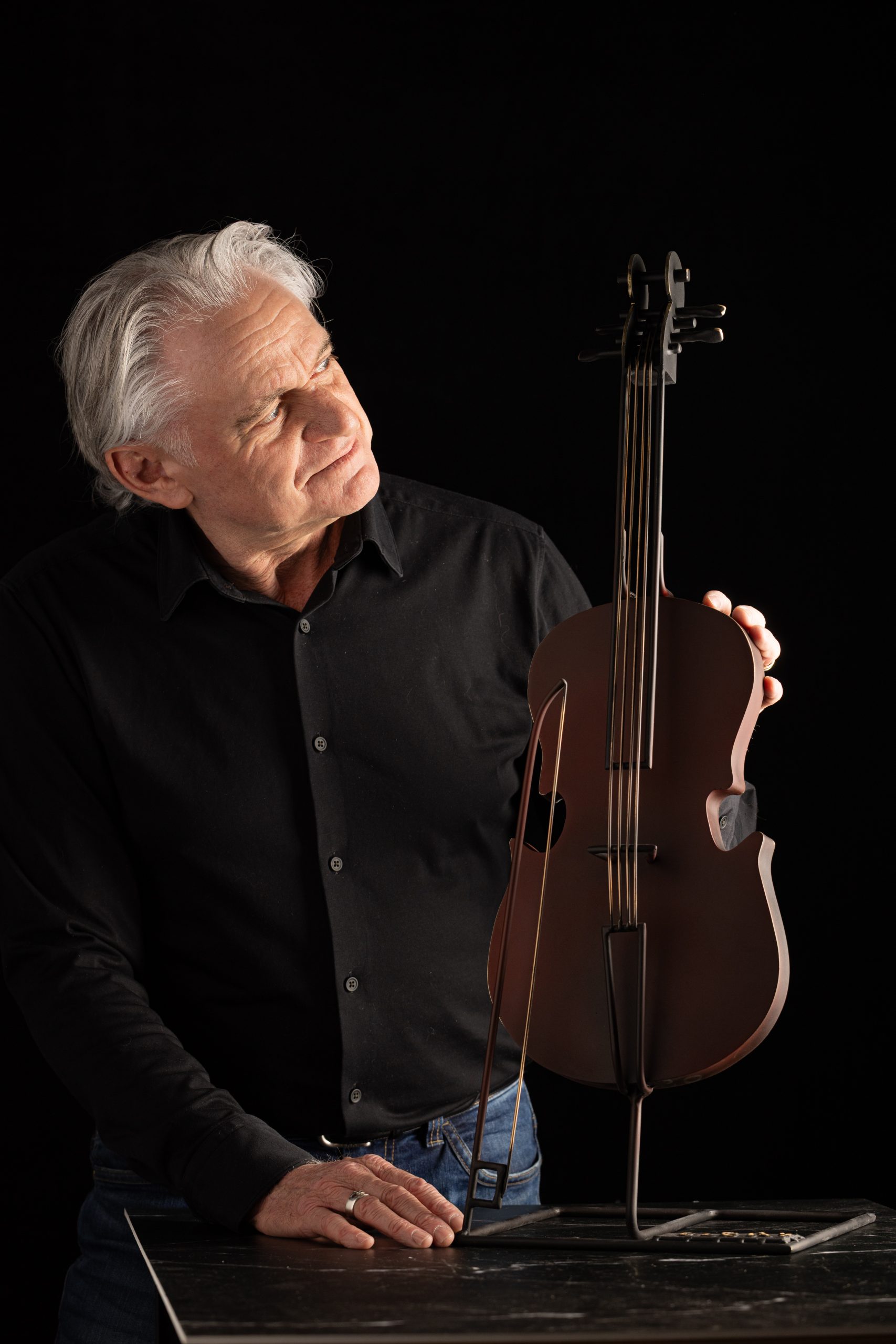 Pascal Cléry Nevadart Magazine Sculpture en inox et en bronze